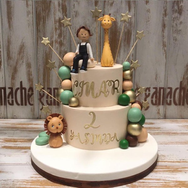 Çocuk ve sevimli hayvanlar