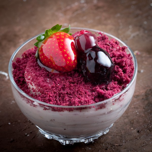 Orman Meyveli Kaşık Pasta