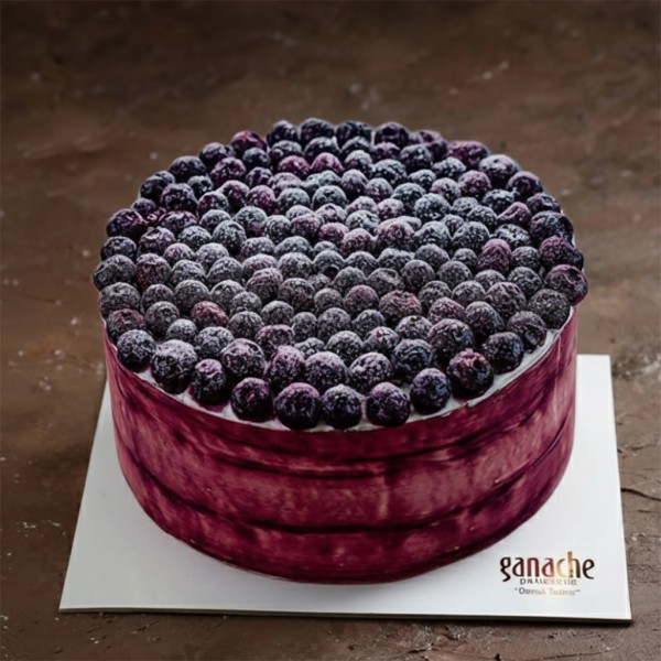 Yaban Mersinli Pasta