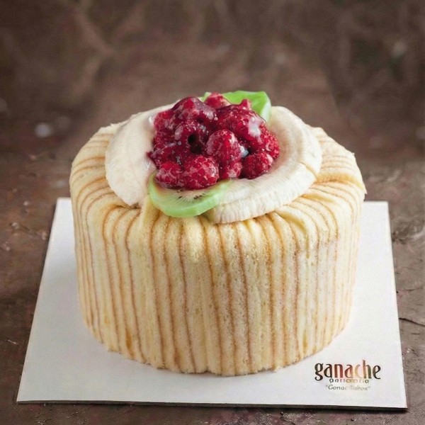 Frambuazlı Muzlu Pasta