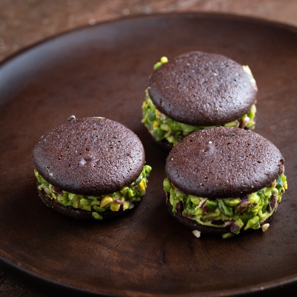 Süt Burger Fıstıklı